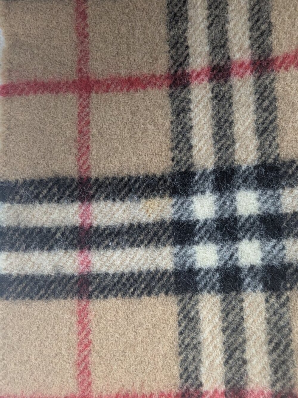 Burberry Nova Check Lambswool Beige Scarf | Must Have - Picture 6 of 11